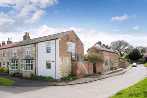 Tanyard House- click for photo gallery